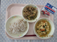 給食5月１２日