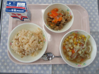 給食5月２２日